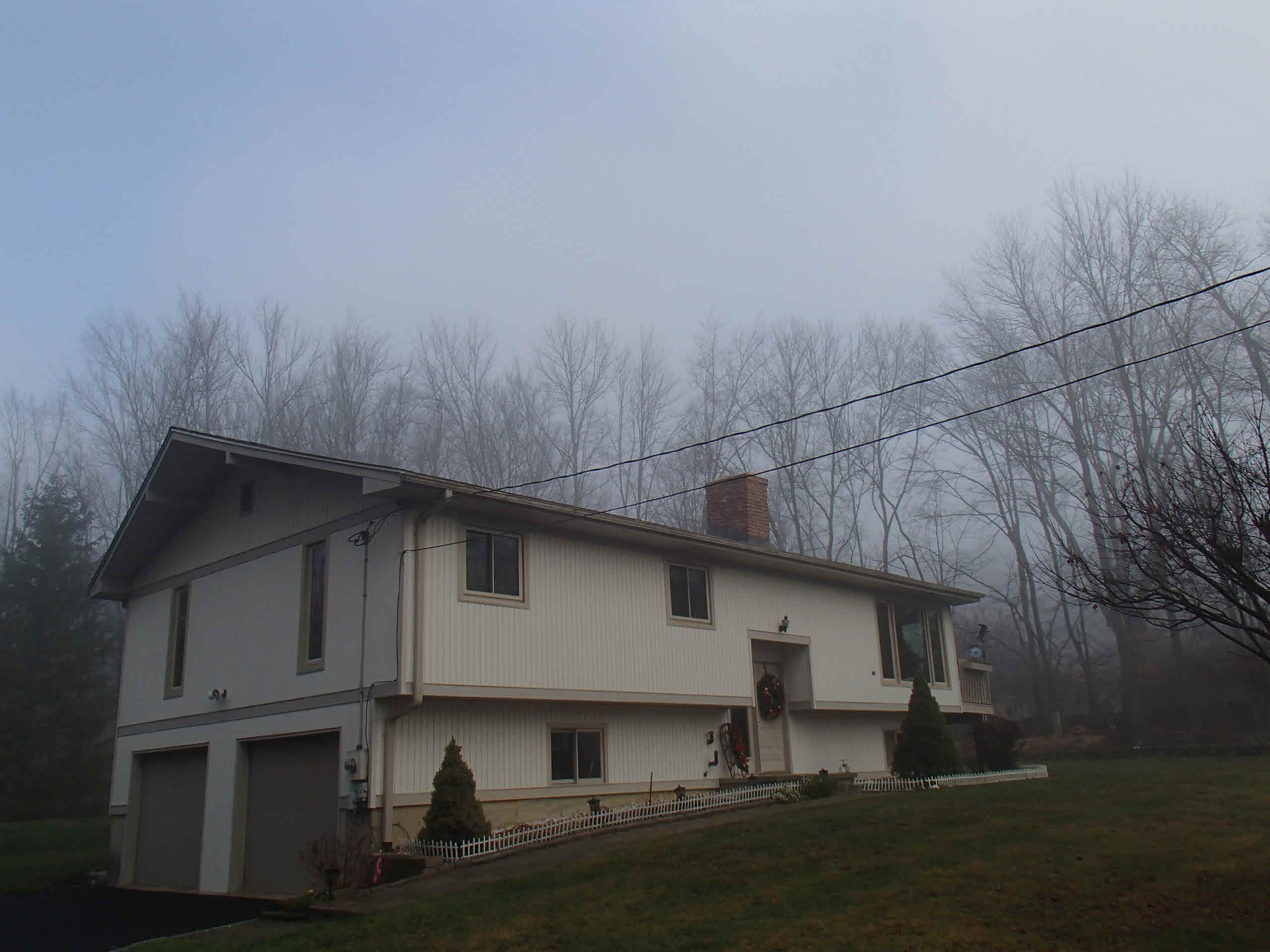 Building photograph for 142 KEELER RD